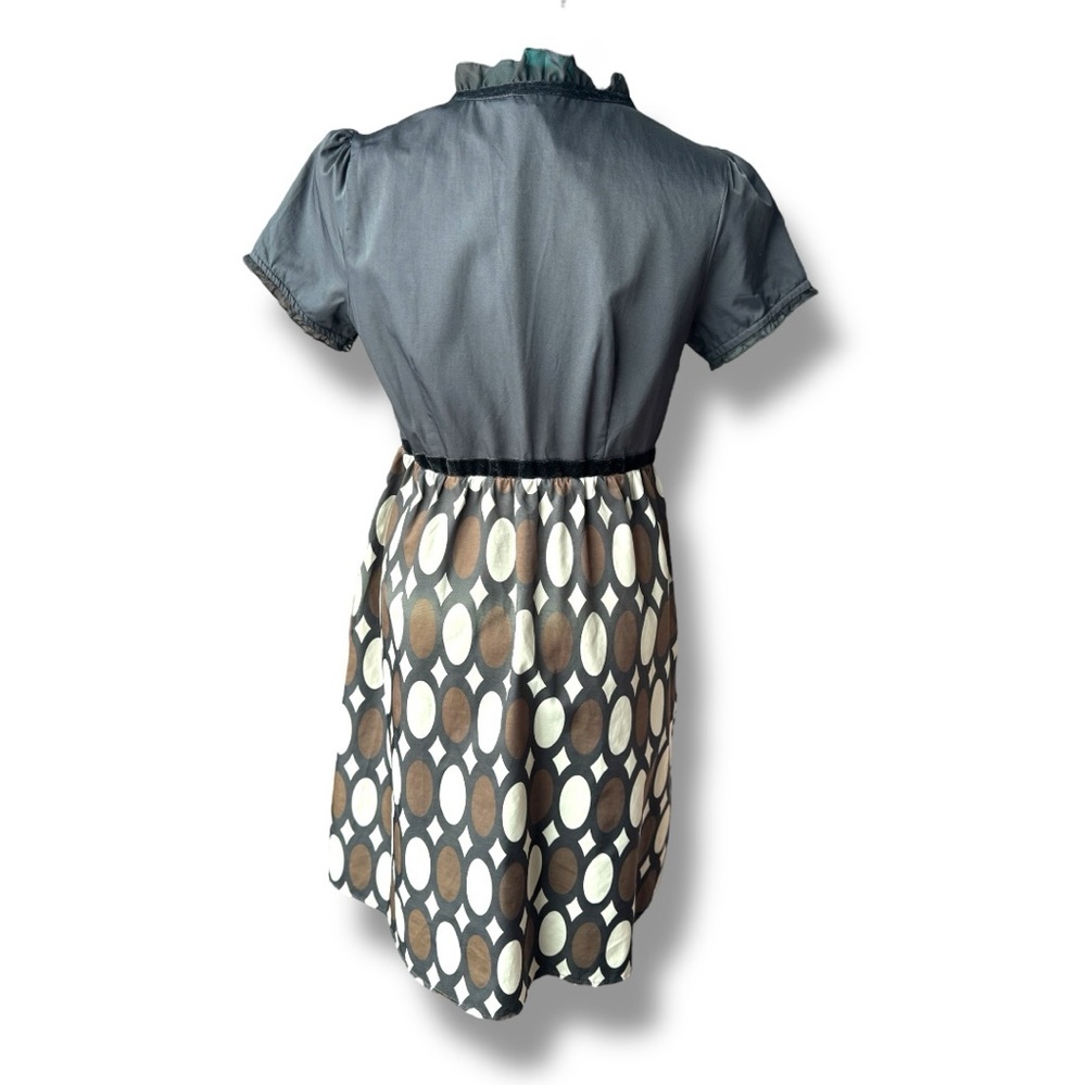 Chic Fossil Ruffled V-Neck Dress - Picture 8 of 11